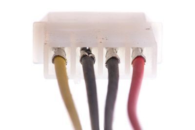 thumbnail image 2 of 4 Pin ATX Molex Power Supply Extension Cable – 1 Male To 6 Female, 16cm, For PC Internal Power 2 of 5