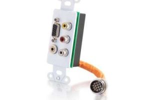 RapidRun Decora Integrated HD15 + 3.5mm + RCA Audio/Video Wall Plate - White | C2G 60022