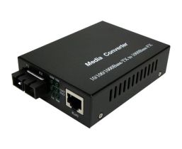Singlemode Media Converter - 10/100/1000 Base-TX to 1000 Base-FX - RJ45 to Duplex SC - 10 Km