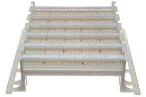 110 Wiring Block with Feet - 300 Pair